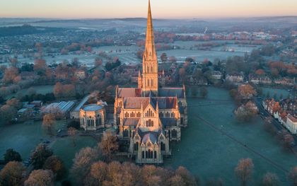 Kathedraal Salisbury na 38 jaar uit de steigers; bouwopzichter hielp mee vanaf 1986
